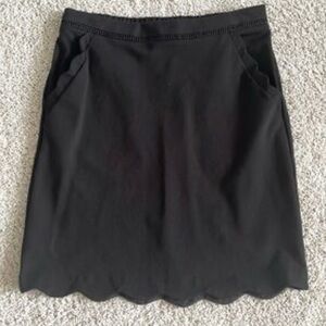 Skies are Blue scalloped pencil skirt . Black Size Large . Preloved
